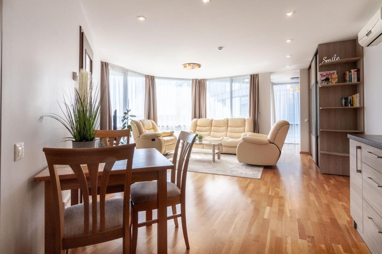 Elija Swan-Toy Apartments Šventoji Kültér fotó