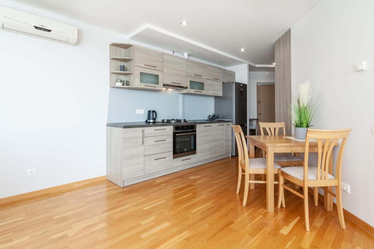 Elija Swan-Toy Apartments Šventoji Kültér fotó