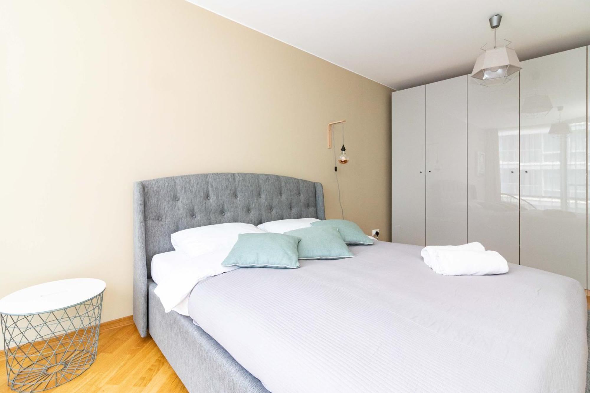 Elija Swan-Toy Apartments Šventoji Kültér fotó