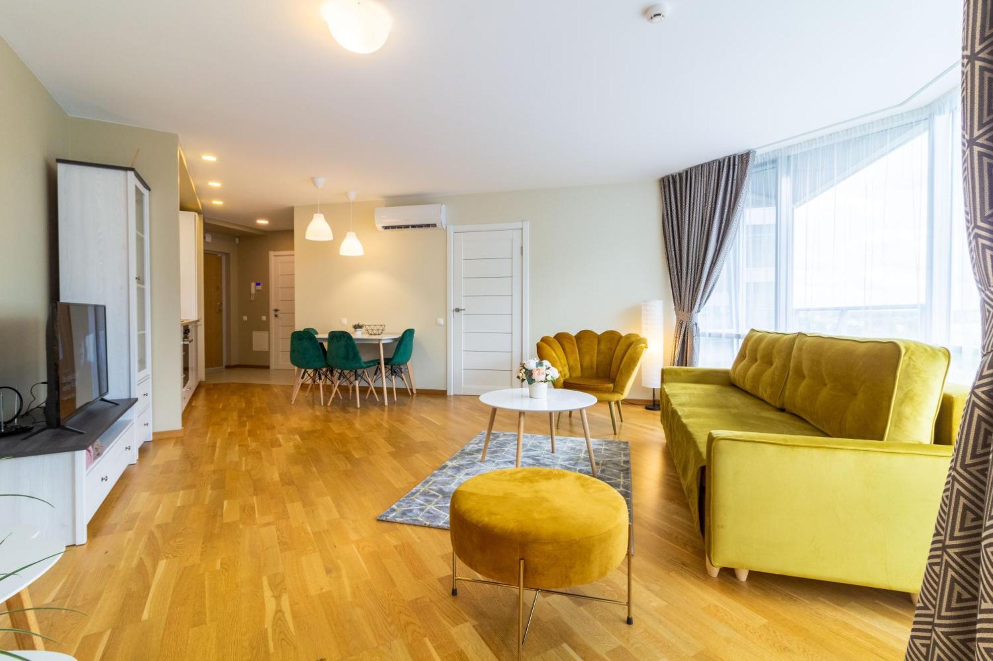 Elija Swan-Toy Apartments Šventoji Szoba fotó