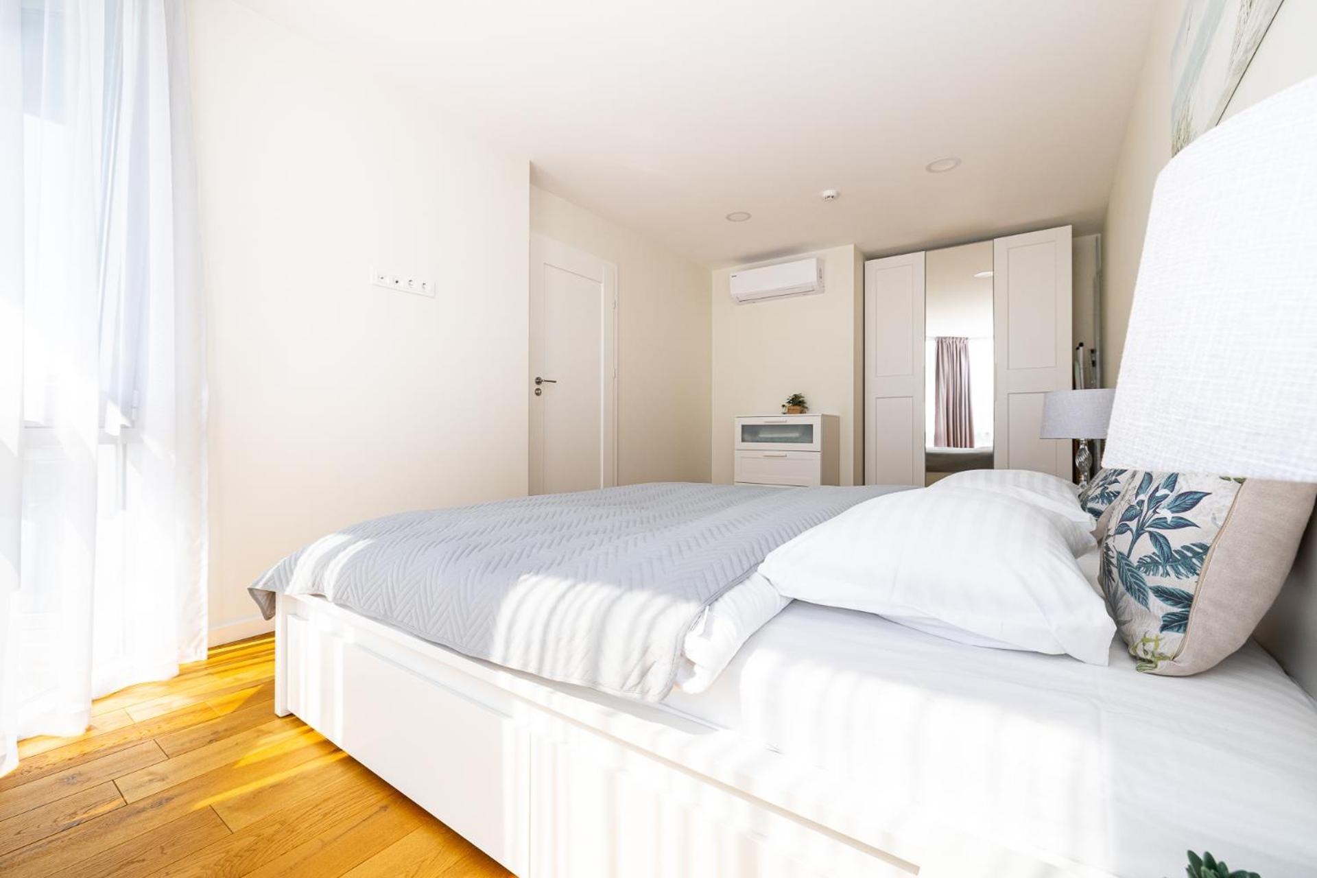 Elija Swan-Toy Apartments Šventoji Kültér fotó